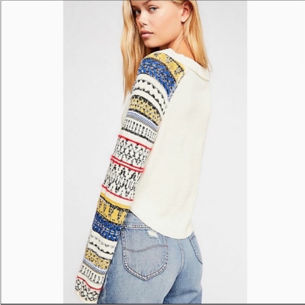 Multicolor Off-Shoulder Sweater - Picture 3 of 4